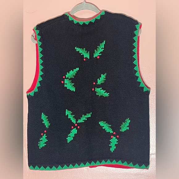 Laura Gayle Vintage L Christmas Holly Bottom Up Black Green Knit Sweater Vest - Picture 6 of 8